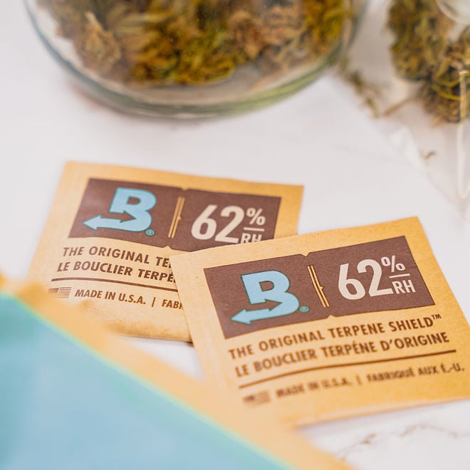 Boveda - Size Eight - Two Way Humidity Pack - 62% or 58% Pack of 10 