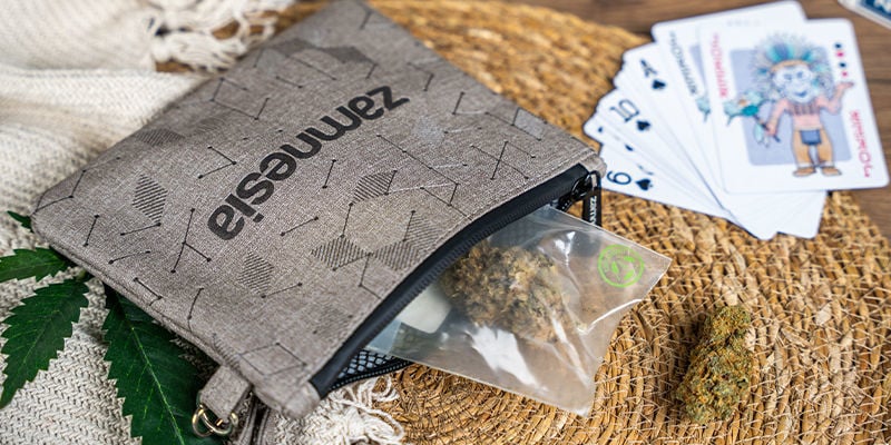 Cannabiszubehör Für Minimalistische Stoner