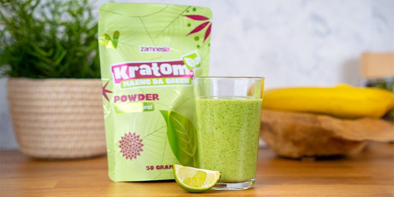 Creamy kratom avocado smoothie