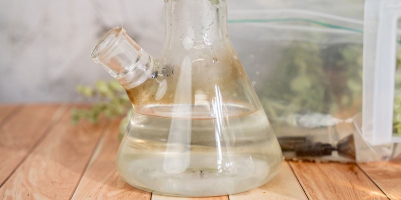 How to Clean a Bong the Right Way, According to Experts