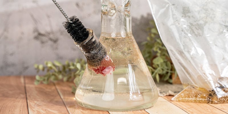 How to Clean a Bong Like a Pro for Cleaner Hits & Better Highs