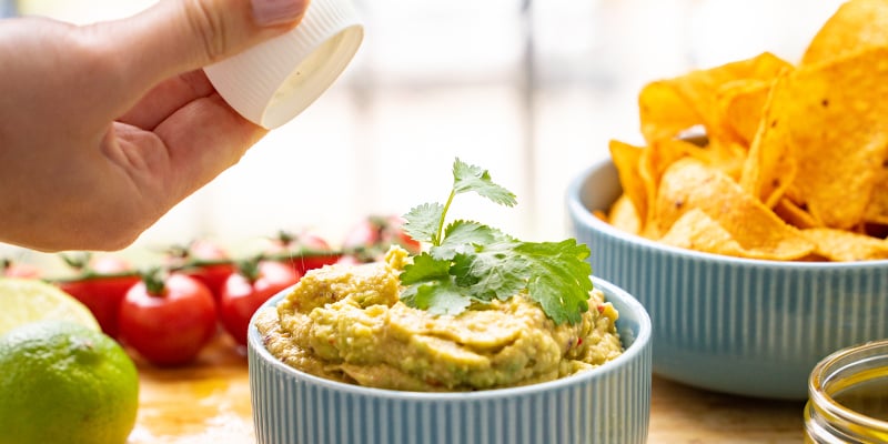 Sobald Deine Guacamole Zubereitet Ist, Fülle Sie In Eine Servierschüssel